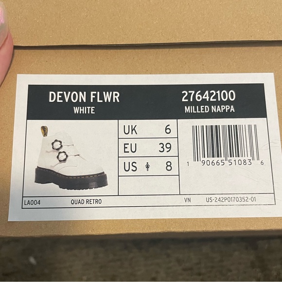 White Devon Flower Doc Martens - Picture 5 of 5